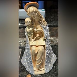 11.5” Flower Madonna, Tmk 2, 10/3, Hummel Goebel Figurine PERFECT CONDITION